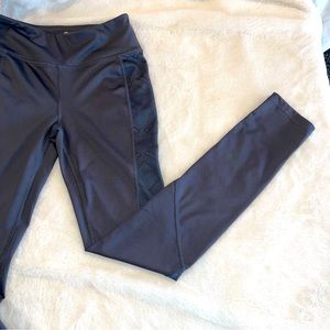 SO leggings dark gray size small long juniors